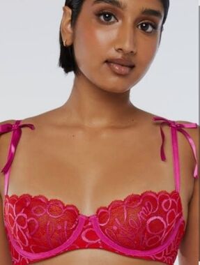Savage X Fenty Ribbon Writing Unlined Lace Balconette Bra 36 DDD